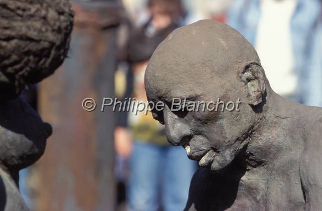 ousmane saw 18.JPG - Exposition Ousmane SawPasserelle des Arts, Paris juin 1999